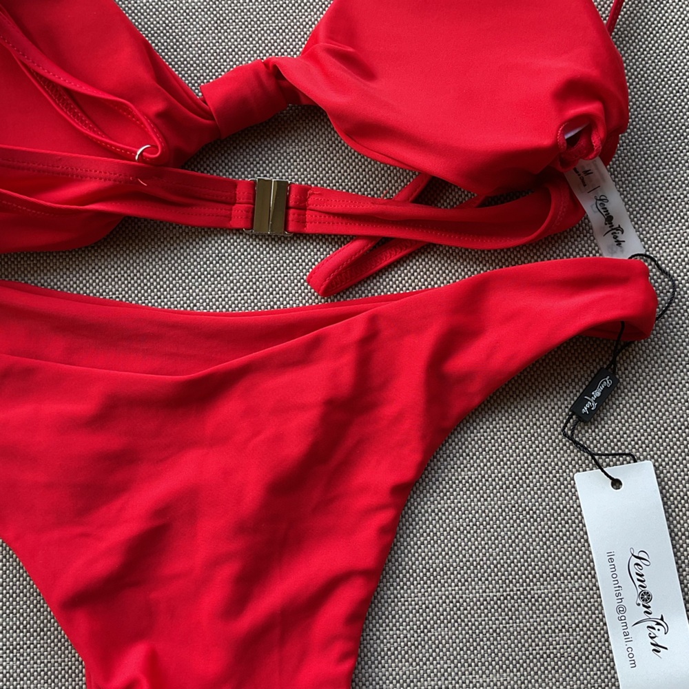 Red Bikini Set - Picture 2 of 3